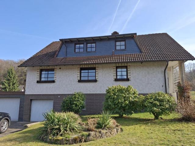 Naturnahes und gepflegtes Ein Zweifamilienhaus in Kleinalmerode