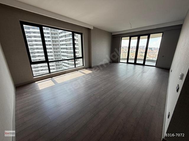 Natura Vadi Oran'da Ayrıcalıklı Yaşam Lüks 4+1 Satılık Daire