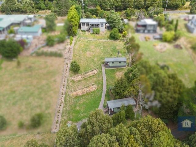 Nature, Lifestyle & Investment in One Three dwellings on a single title!