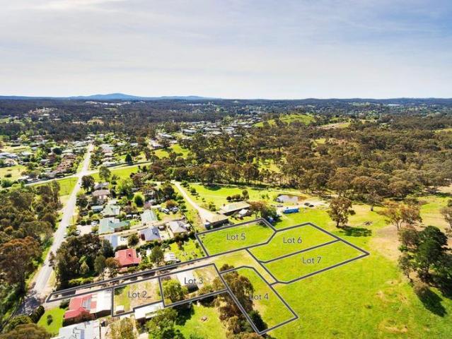 Nature, Space & Convenience Build Your Dream on 1376m²!