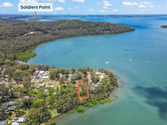 Nature, Quiet, and Water Views: A Rare Block by the Bay