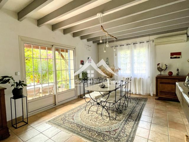 Nature, volumes et sérénité 130 m2 au cœur d’un parc clos. 124m² Antagnac