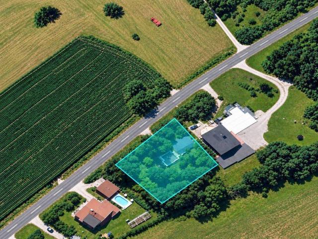 Naturidylle mit großzügigem Baugrund und Karawankenblick in Schiefling am Wörthersee