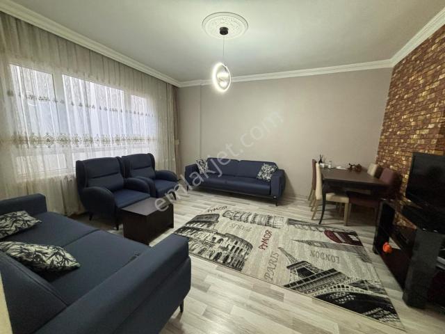 Natayolu Cadde Üzerinde Yatırımlık 2+1 Giriş 90m2 Satılık Daire