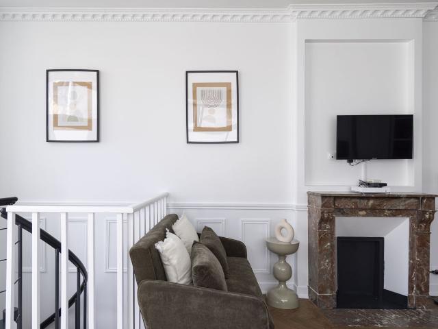 Nation · Cosy & Design · Metro 3 min · 3 Bedroom, Paris Amsterdam Apartments for Rent