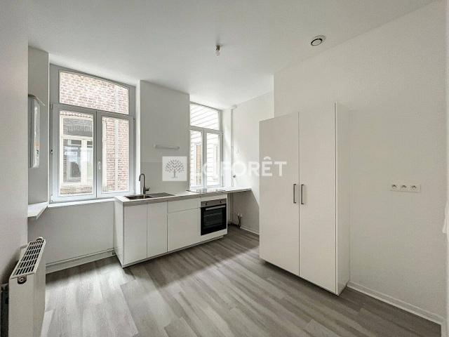 NATiONALE T4 NU de 93.62m²