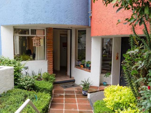 Naucalpan Venta Casa condominio 4 Rec, 3 Pisos y 2 Lugares