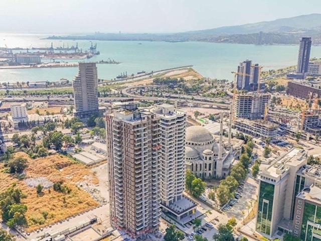 Nava Konakta Kapalı Mutfaklı 2+1 Satılık Geniş Daire