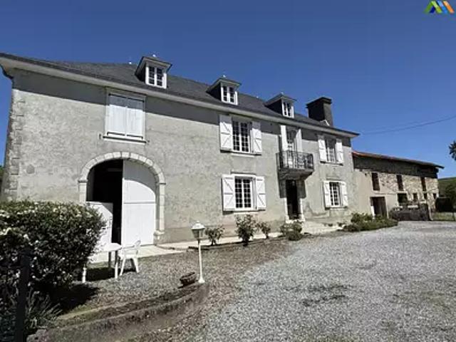 Navarrenx 64190 Achat / Vente maison 10 pièces t10