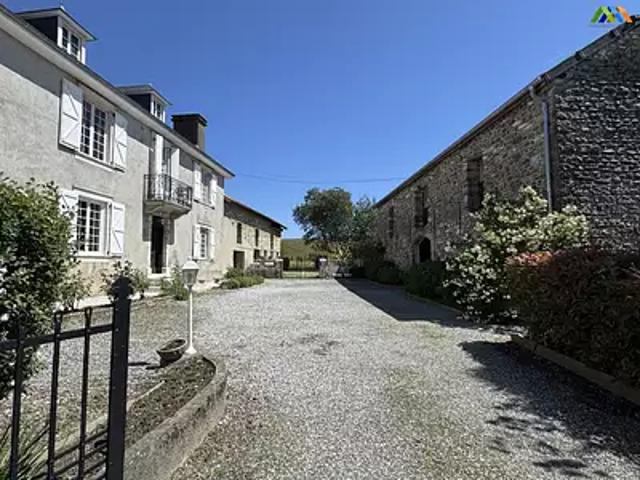 Navarrenx 64190 Achat / Vente maison 10 pièces t10