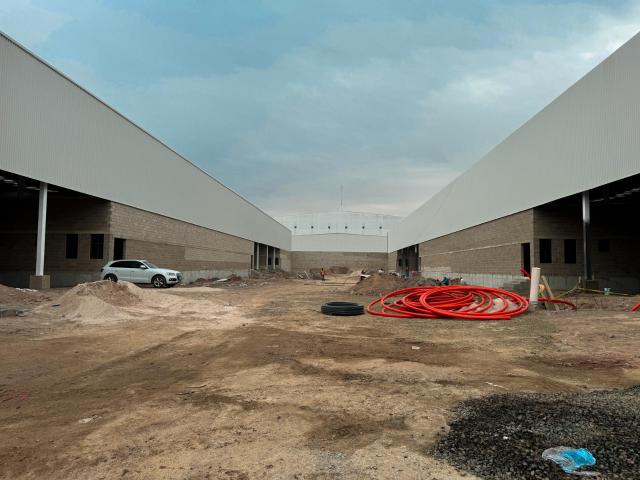 NAVE EN RENTA EN PARQUE SAN IGNACIO