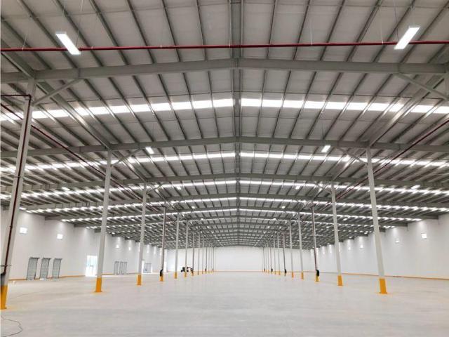 NAVE INDUSTRIAL CON TODAS LAS NECESIDADES! OPORTUNIDAD