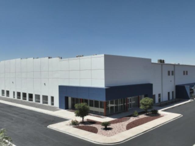 Nave Industrial dentro de Parque cerca del Aeropuerto de Queretaro GPS