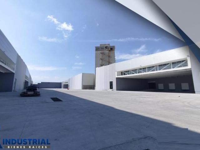Nave Industrial en Jardines de San Rafael