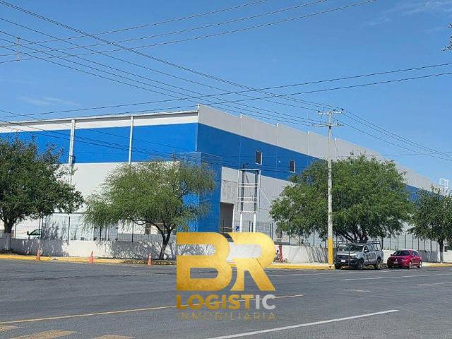 Nave Industrial en Parque Industrial la Silla