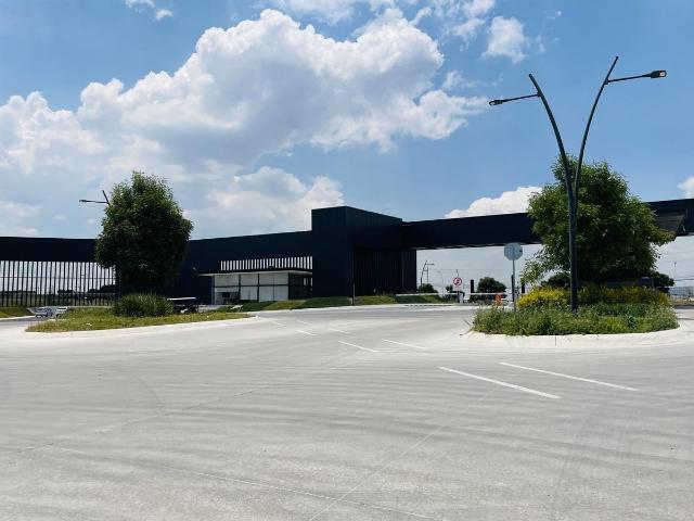 Nave industrial en renta 2,935 a 7 min del Aeropuerto de Quer?taro GPS
