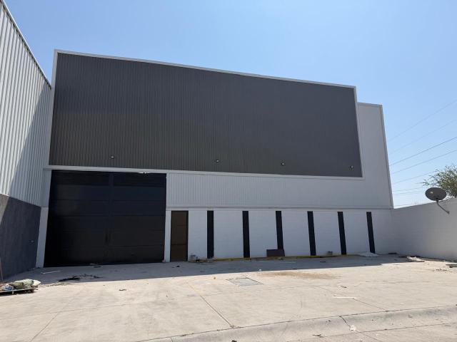 NAVE INDUSTRIAL EN RENTA DE 1,021 M2 EN VENTA PARQUE ARGOS, BLV. AEROPUERTO LEON GTO. A MINUTOS DE PUERTO INTERIOR Y AEROPUERTO CON ACCESO CONTROLADO
