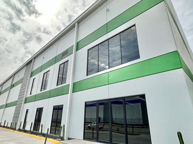 Nave Industrial en renta en Col?n Queretaro 13,080 m2 GPS