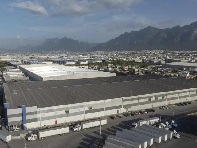 Nave industrial en renta en Santa Catarina