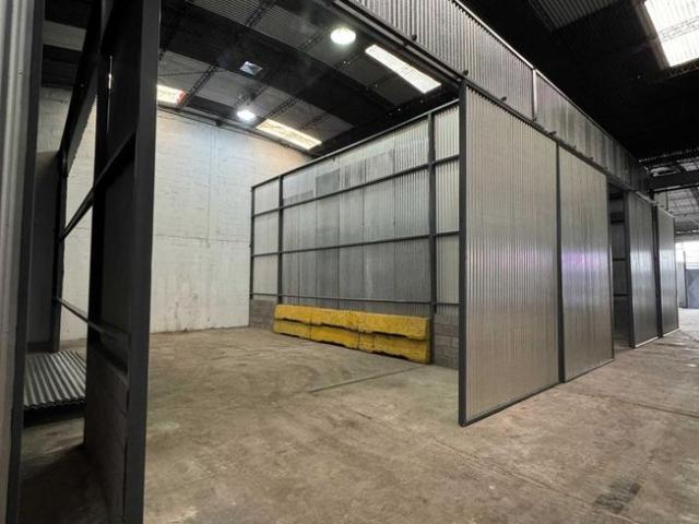 Nave premiun Industrial en alquiler en La Reja Chica, Moreno