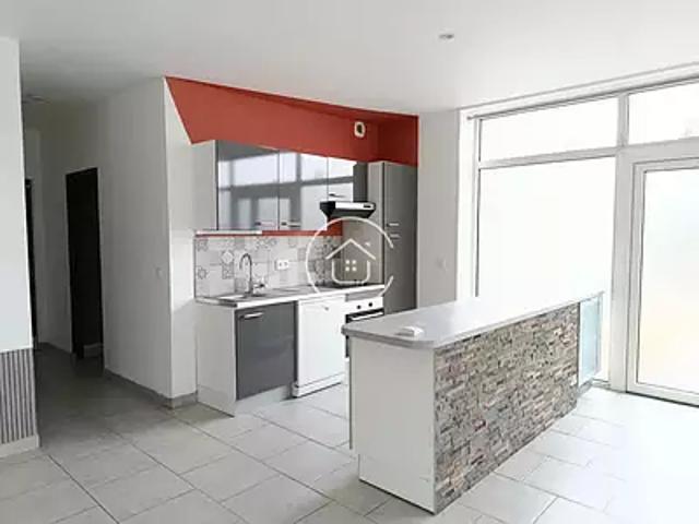 Naveil 41100 Location maison 4 pièces t4 parking