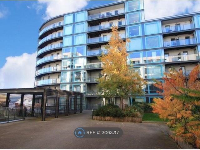 Navigation Building, Hayes UB3, 2 bed flat to rent, £2,000 pcm | PrimeLocation