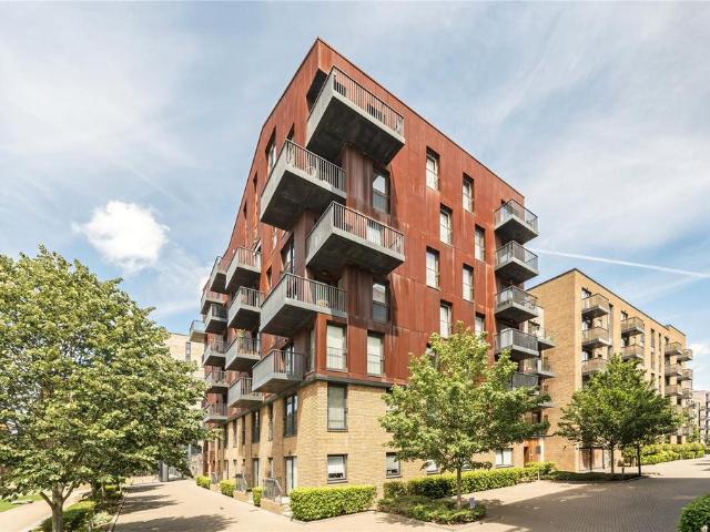Navigation House, Marine Wharf. 1 bed apartment to rent £2,050 pcm £473 pw