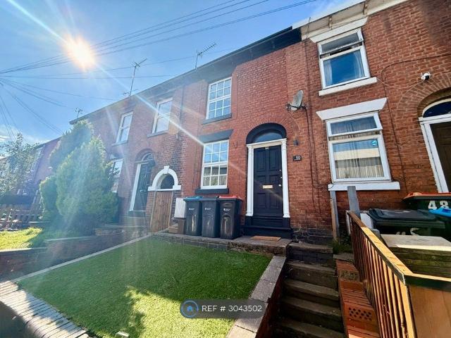 Navigation Road, Northwich CW8, 2 bed terraced house to rent, £870 pcm | PrimeLocation