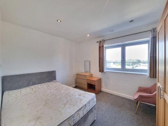 Navigation Street, Leicester 2 bed flat to rent £895 pcm £207 pw