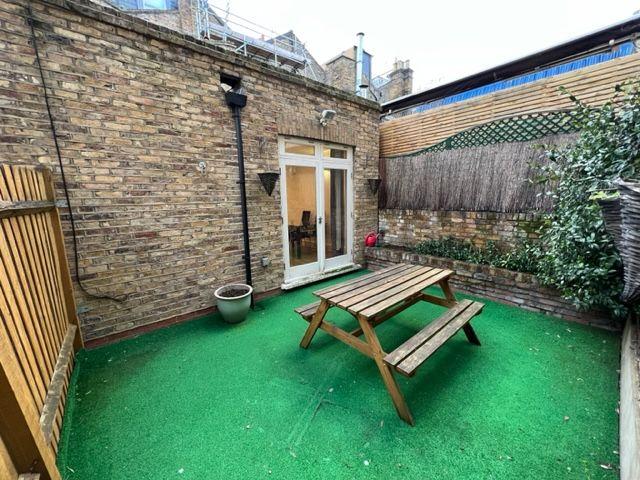 Navigator Square, London N19, 1 bed flat to rent, £1,750 pcm | PrimeLocation