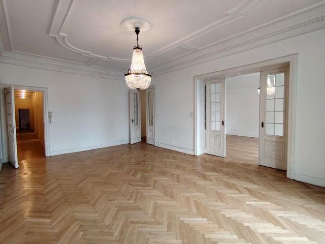Nawrot 198,22 m², Łódź