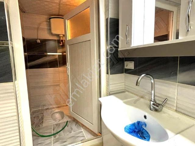 Naz Bayrak'ta 3+1/130m2 Düz Giriş Kat Daire 3.350.000 Tl !