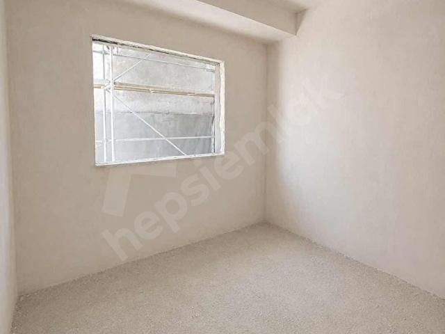NAZAR'DAN ATIŞALANI KARAKOLA YAKIN 2+1 SIFIR B.KAT DAİRE