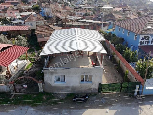 Nazilli Esenköy / Cedid Mahallesi Bahçeli – Çatılı – Müstakil Ev