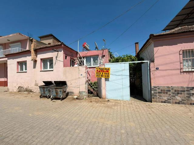 Nazilli Hamzallı'da Satılık 228 M² Geniş Bahçeli Müstakil Ev