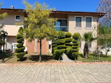 Nazilli İsabeyli Mah.yamaç Evler Sitesinde Satılık Villa
