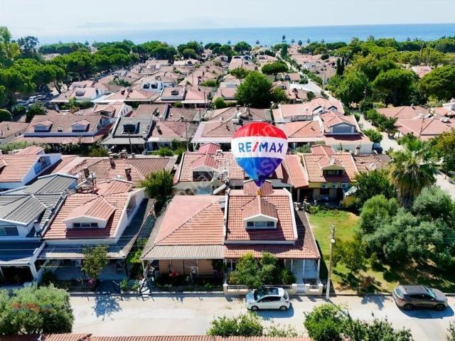 Nazilli Sitesi'nde Bakımlı 4+1 Fırsat Fiyatlı Satılık Villa