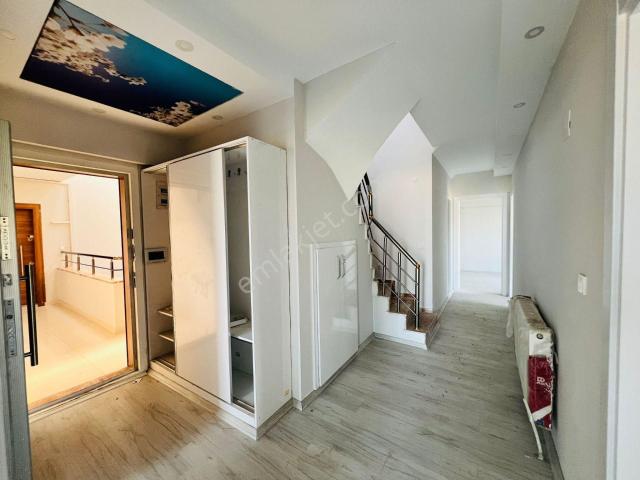 Nazilli Yıldıztepe Mah. 5+1 Satılık Dubleks Daire