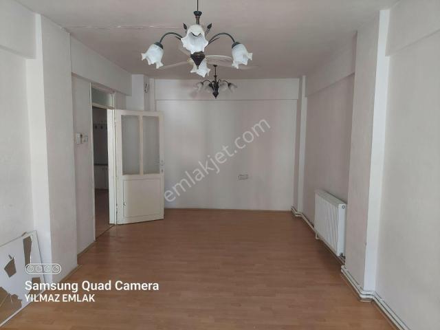 Nazilli Yıldıztepe'de Satılık Bakımlı 3+1 Ferah Daire