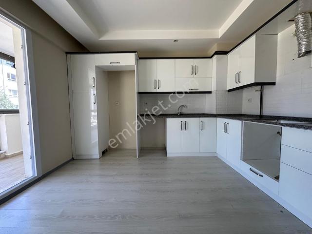 Nazilli Yeşil Mahallede 3+1 Satılık Daire