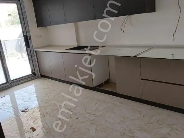 Nazilli Yöntem Emlaktan Cumartesi Pazarı Yanı Satılık 3+1 Sıfır Daire