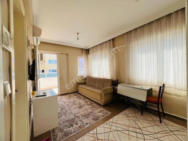 Nazilliemlaktan kiralık Şirinevlerde 1+1 Full Eşyalı Arakat Daire