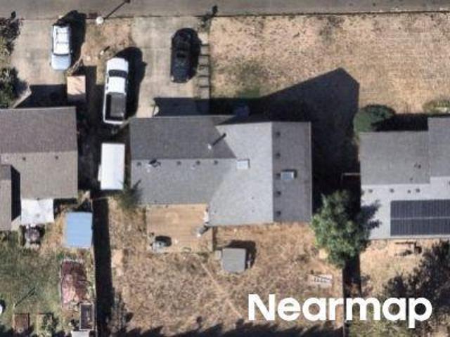 NE 47th St
