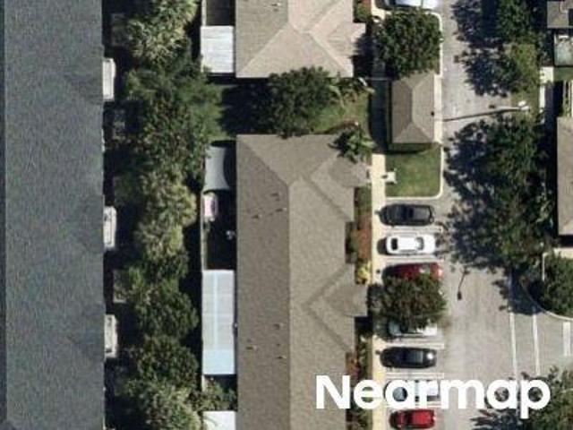 NE 4th Ave