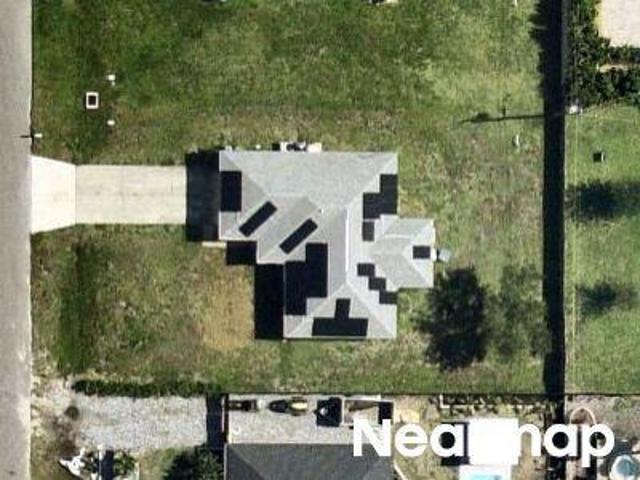 NE 4th Ave