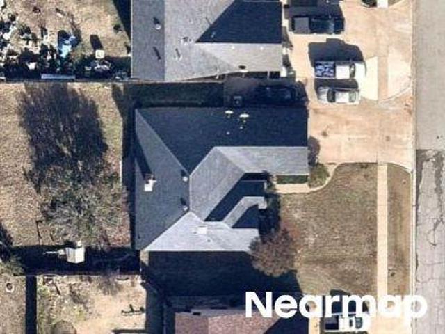 NE 51st St