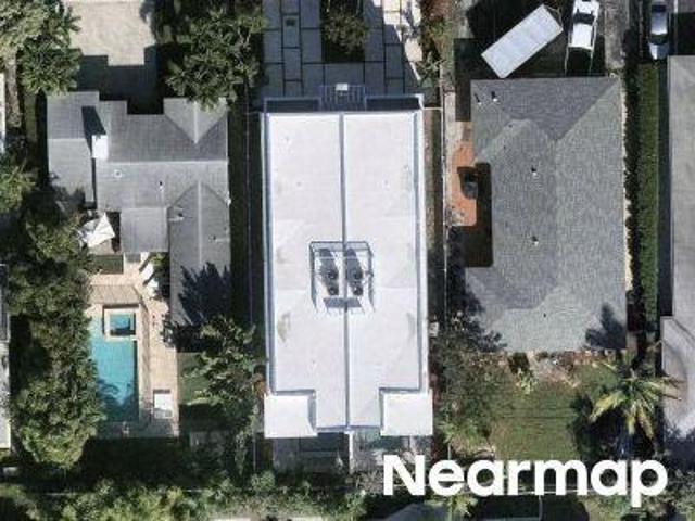 NE 5th Ct