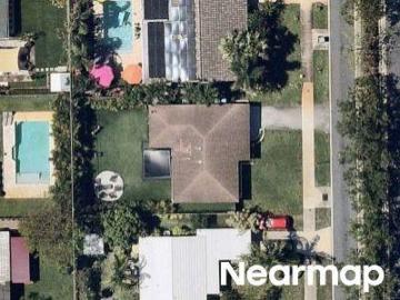 NE 6th Ave