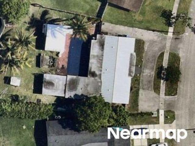NE 7th Ct