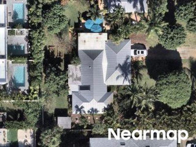 NE 9th Ave